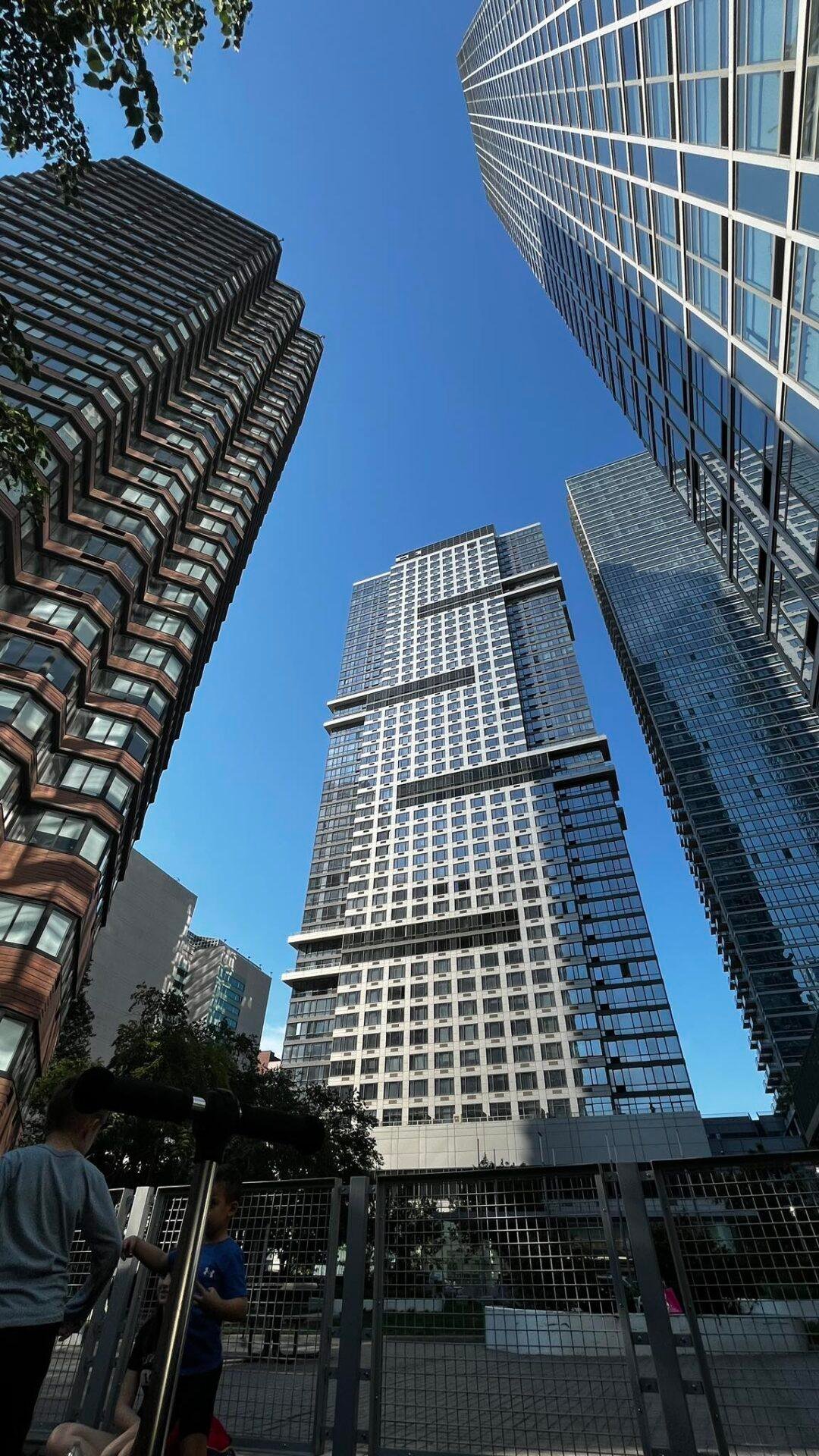 Elite Midtown high raised building 10036 elcleaning cleaning services with COI insured